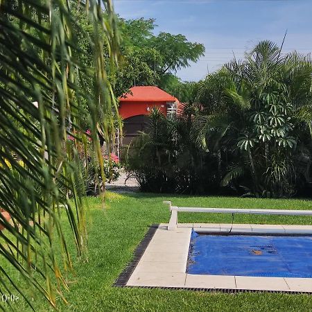 Villas De Brisas Cuernavaca Exterior photo